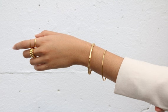 18k Classic Gold Bracelet 18k Gold Hinged Bracelet Simple Real