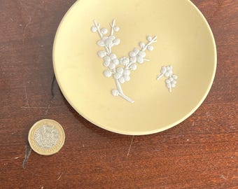 Wedgwood Primrose vintage trinket dish with Prunus pattern, so pretty