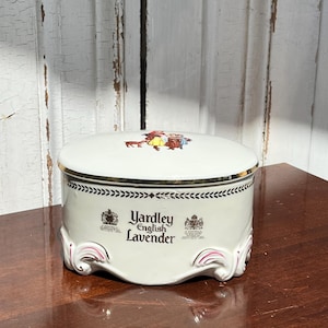 A vintage Yardley advertising China casket in lovely condition - ideal bathroom or dressing table decor