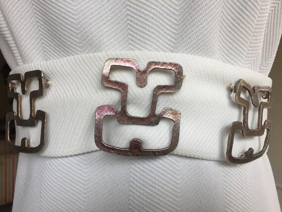 Vintage White Modern Sheath Fitted Dress Metal Ab… - image 4