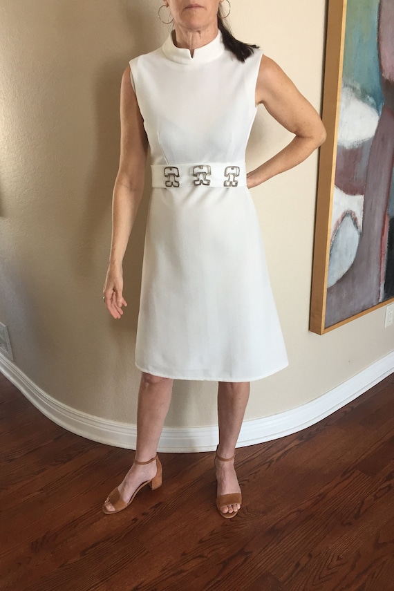 Vintage White Modern Sheath Fitted Dress Metal Ab… - image 1