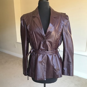 Vintage Modern Brown Burgundy Leather Jacket Blazer Belted Short