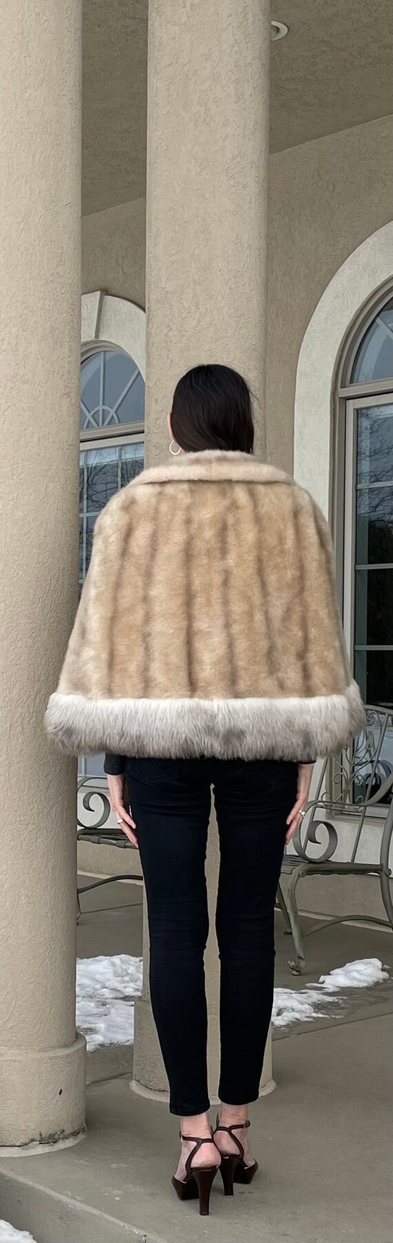 Vintage Tan Beige Taupe Faux Fur Cape Stole - image 3