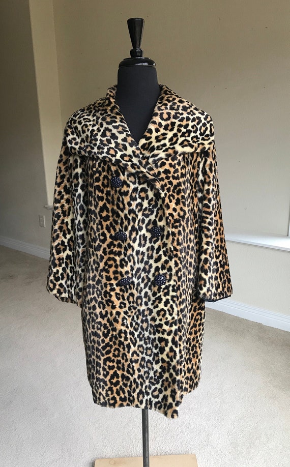Vintage Leopard Print Faux Fur Coat Modern