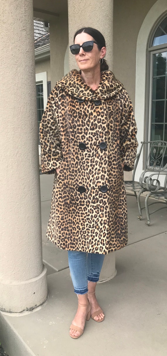 Vintage Modern Leopard Print Faux Fur Coat Fairmoo