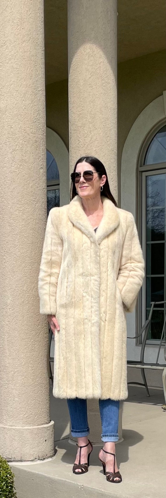 Vintage Long White Ivory Mink Fur Coat - image 2