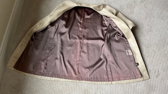 Vintage Modern Tan Beige Leather Sheath Coat 3/4 … - image 3