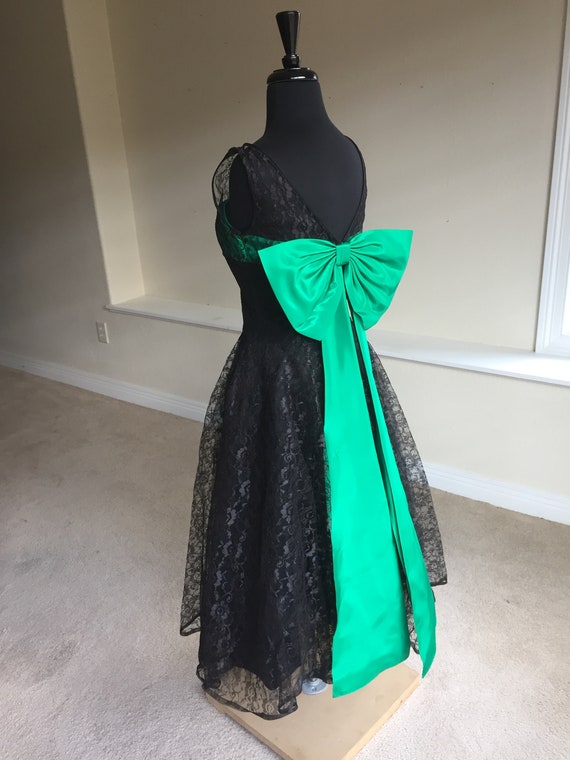 Vintage Black Lace Green Satin Bow Tea Dress - image 9