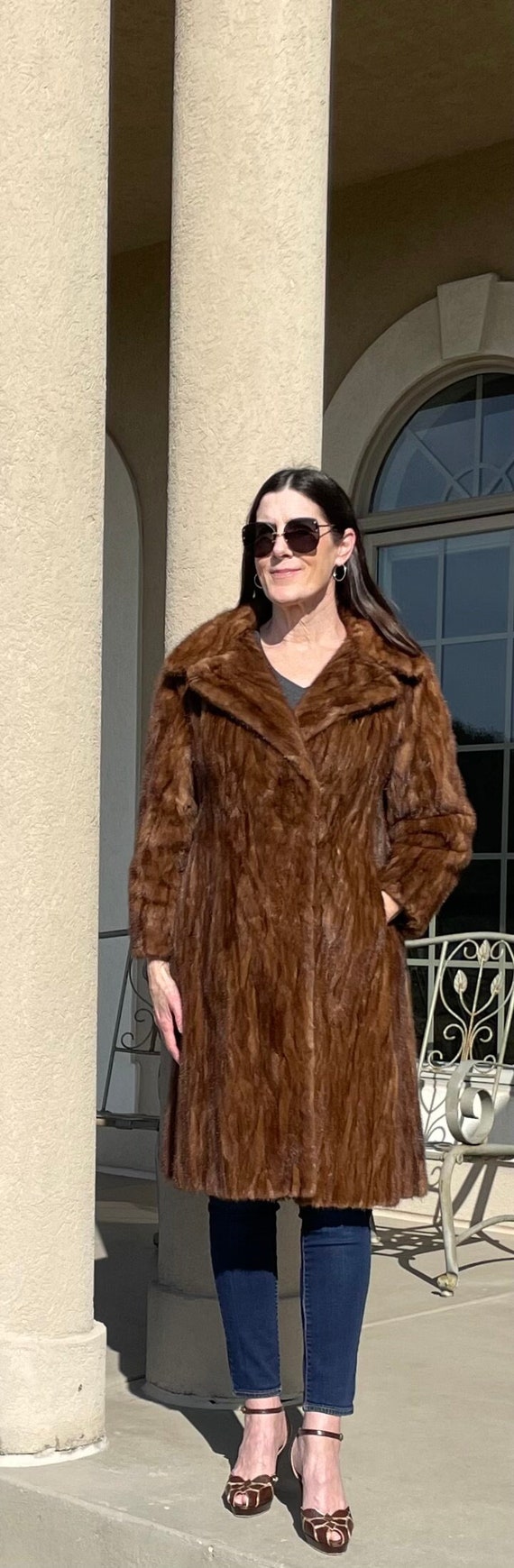 Vintage Long Chestnut Brown Mink Fur Coat Fitted P