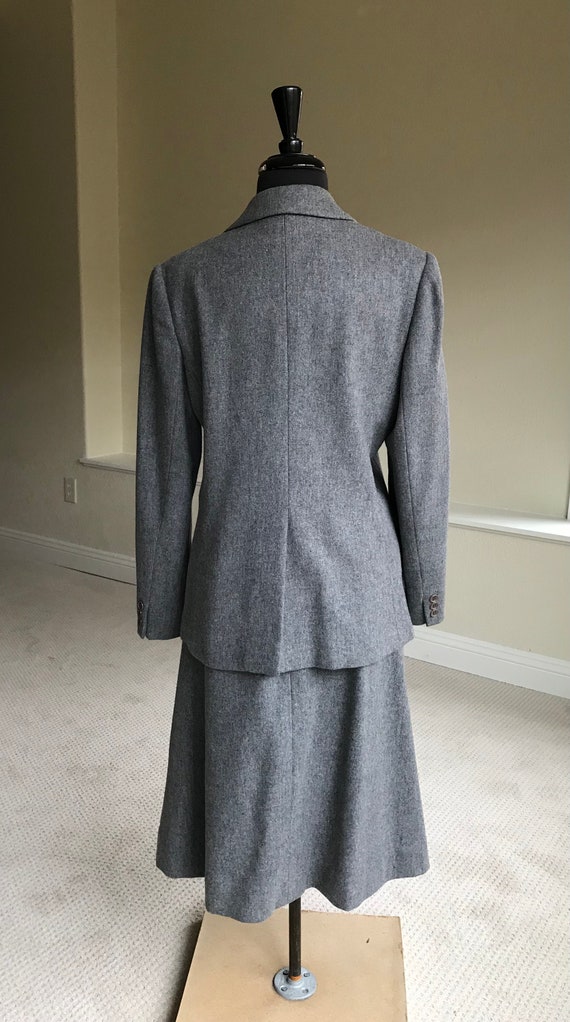 Vintage 2 Piece Gray Wool Suit Blazer Skirt - image 2