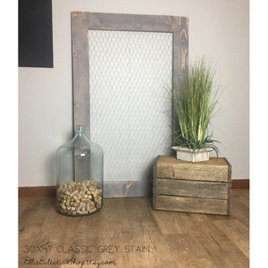 Extra large 30x47 chicken wire frame organization board | Rustic wedding seating chart, photo jewelry memo board Farmhouse wall decor wreath