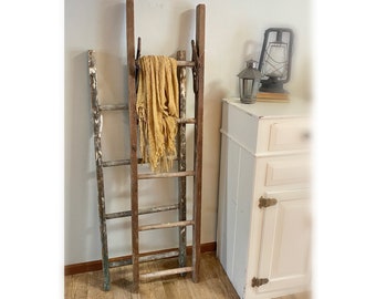 Whitewashed Rustic Decorative Wood Ladder Blanket Ladder Décor 58” H Towel