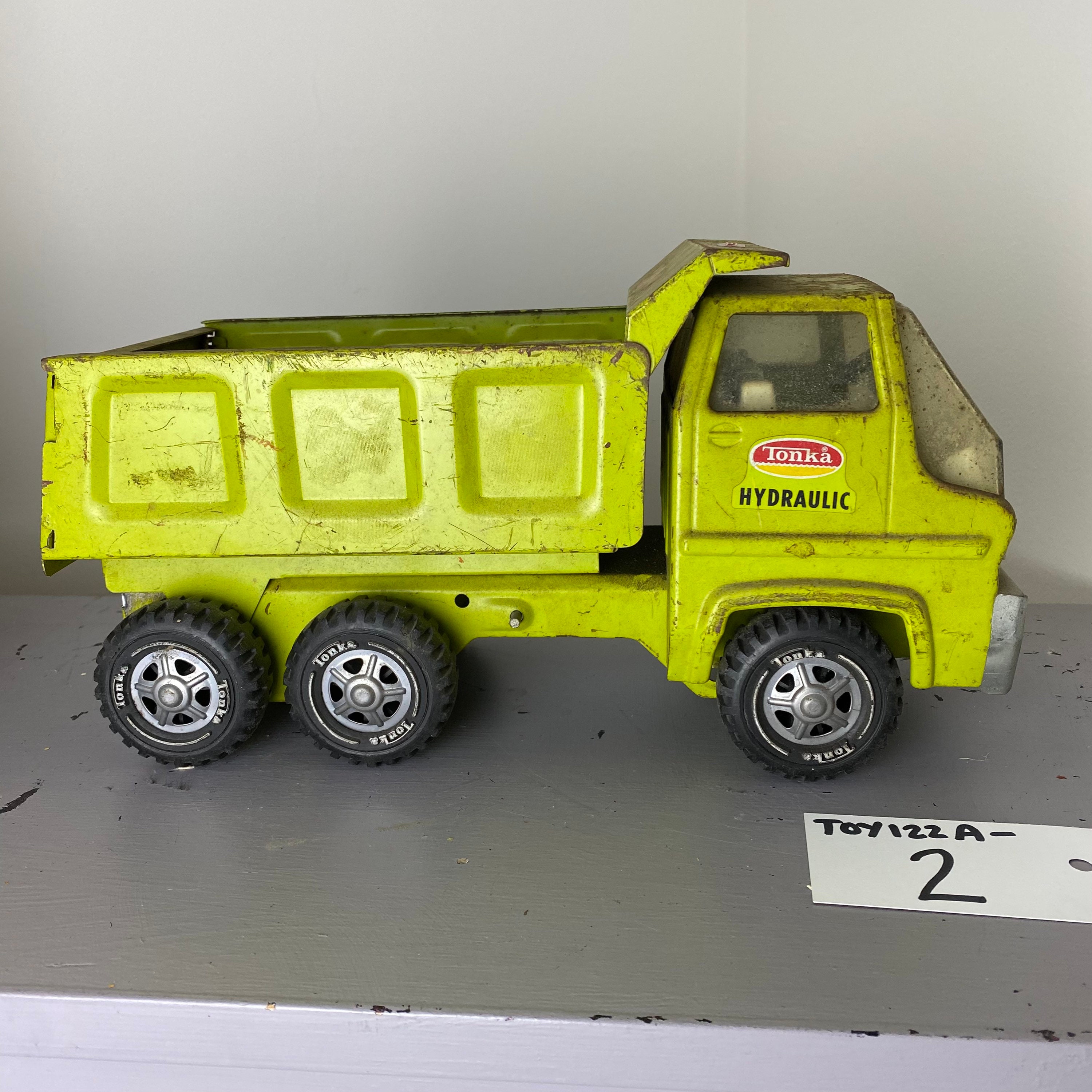 residentie Marty Fielding Station Vintage Green Tonka Dump Trucks Pressed metal hydraulic truck - Etsy België