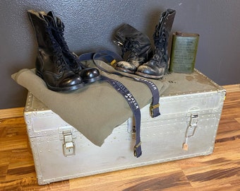 Vintage Military Olive Wooden Storage Trunk Foot Locker Steam Chest 30x16  x12”
