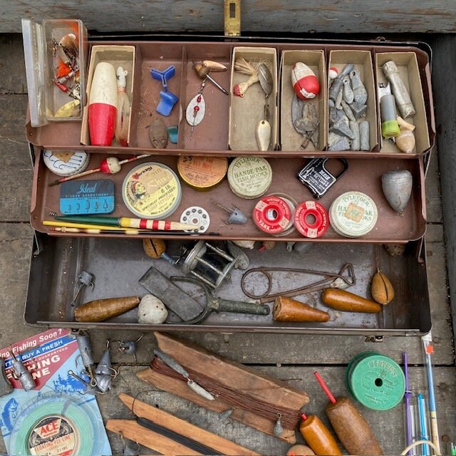 Retro Tackle Box and Fishing Equipment Set | Vintage Fishing Lures, Angler  Gift - Etsy Israel