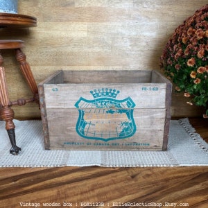 Vintage wooden crate | Canada Dry wood box, Father&#39;s Day gift, old wood box kitchen storage