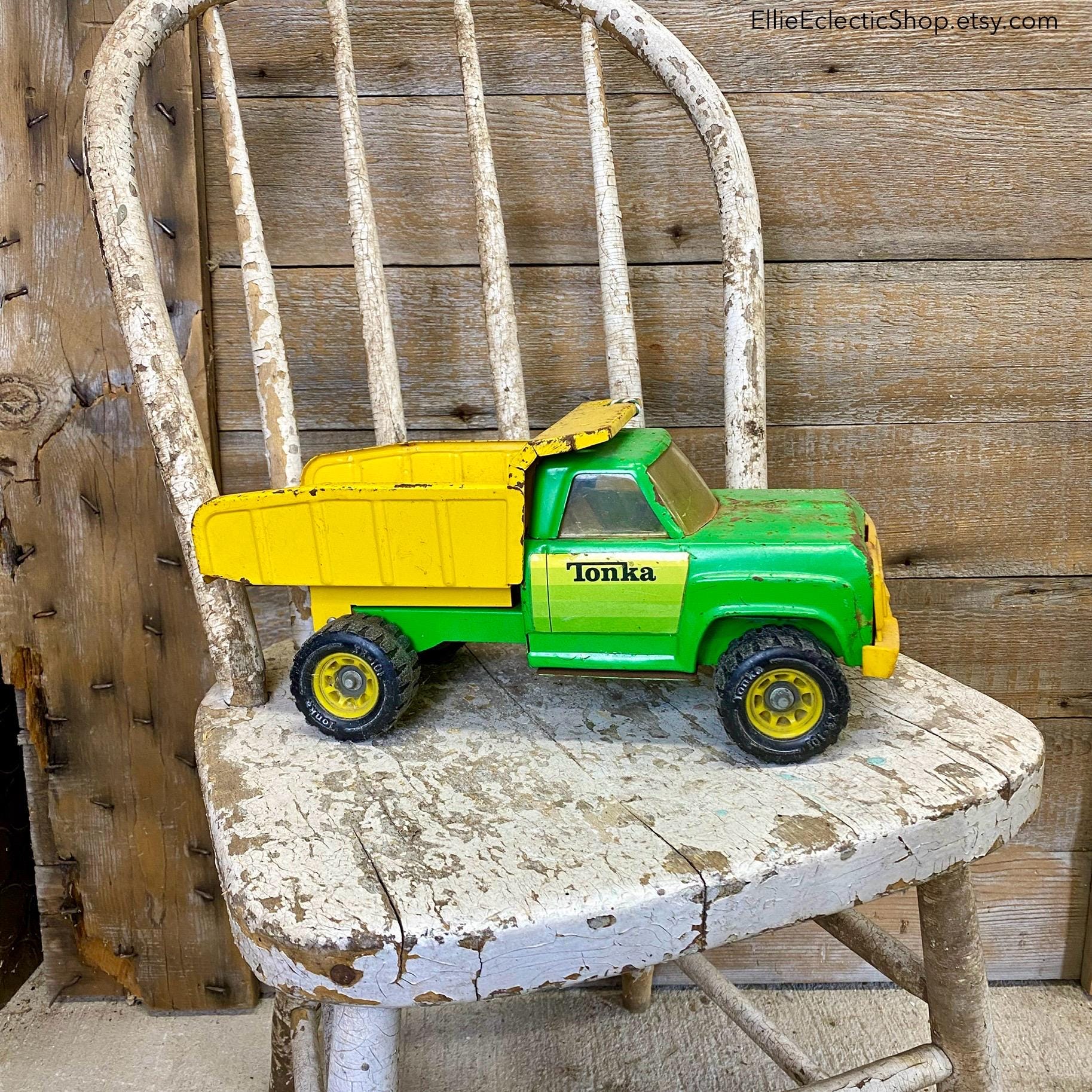 Vintage Tonka Dump Truck: Green & Yellow Pressed Metal