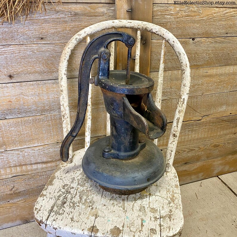 Large Vintage Hand Pump, Farmhouse Front Porch Antique, Cast Iron Water ...