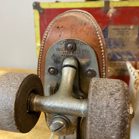 Vintage Betty Lytle Hyde roller skates and box | … - image 4