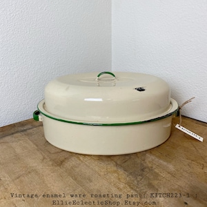 Enamel ware roasting pan with lid, 15&quot; Yellow and green vintage enamelware primitive farmhouse kitchen decor