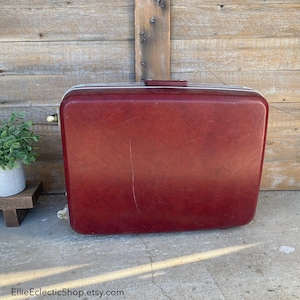 Samsonite Traveller luggage with wheels, Mid century modern hard side suit case, Retro travel photography prop, vintage home decor storage