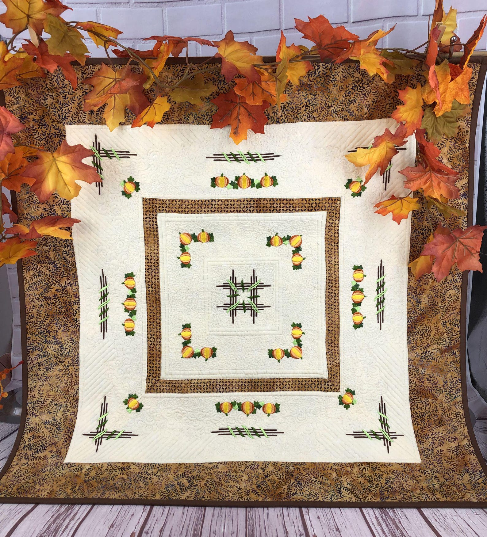 Autumn Pumpkins Quilted Table Topper NCU0NXD342