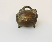 Vintage WB MFG Co Gold-Tone Art Nouveau Metal Trinket Box Small Jewelry Box Vintage Jewelry Box Metal Trinket Box Art Nouveau Box Ring Box