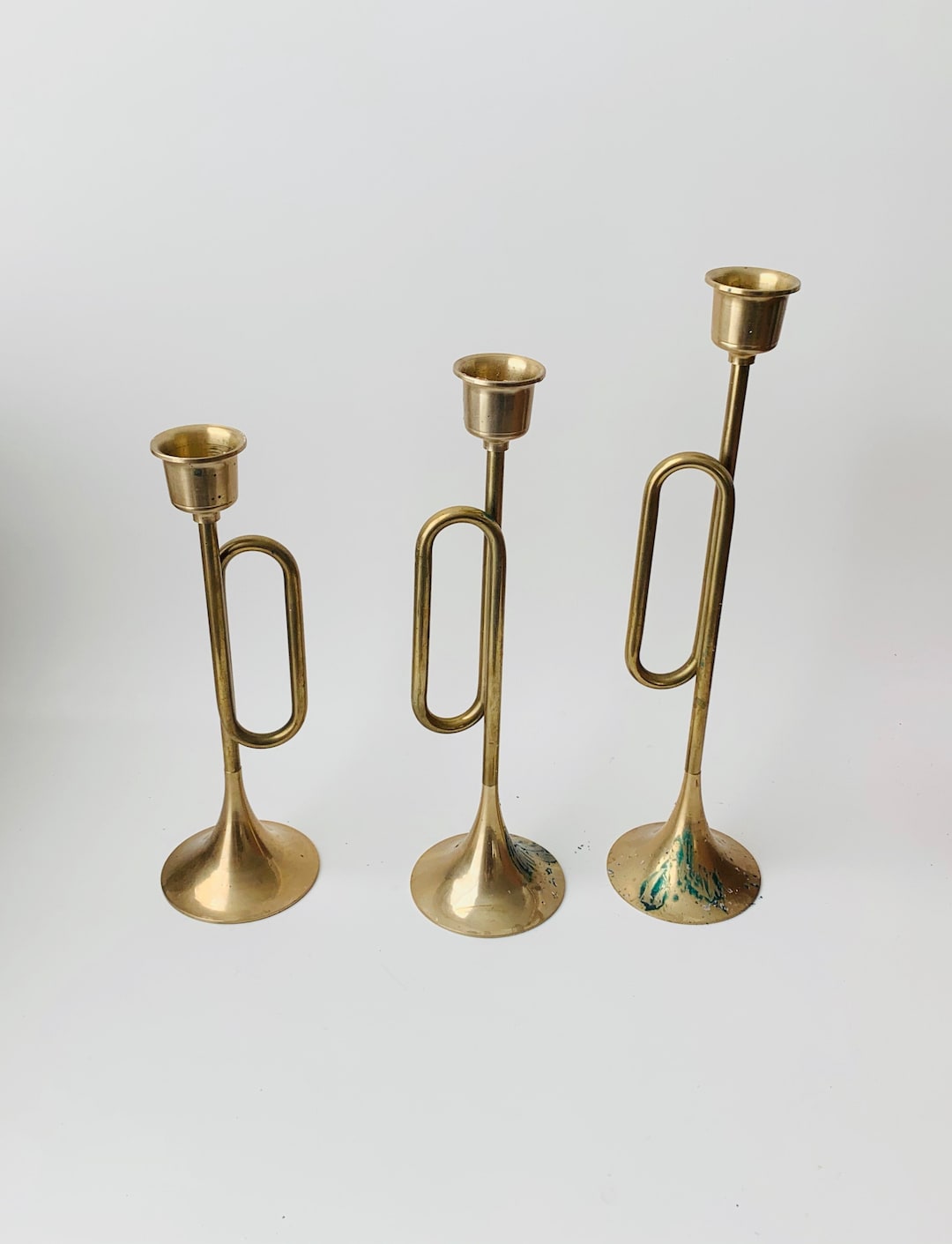 ヴィンテージ 真鍮製トランペットキャンドルホルダー 3 個セット