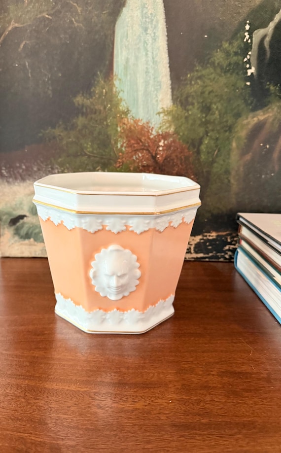 Vintage Vista Alegre Mottahedeh Cache Pot--vintage Cache Pot--mottahedeh  Neoclassical Planter--peach Flower Pot--designer Flower Pot - Etsy