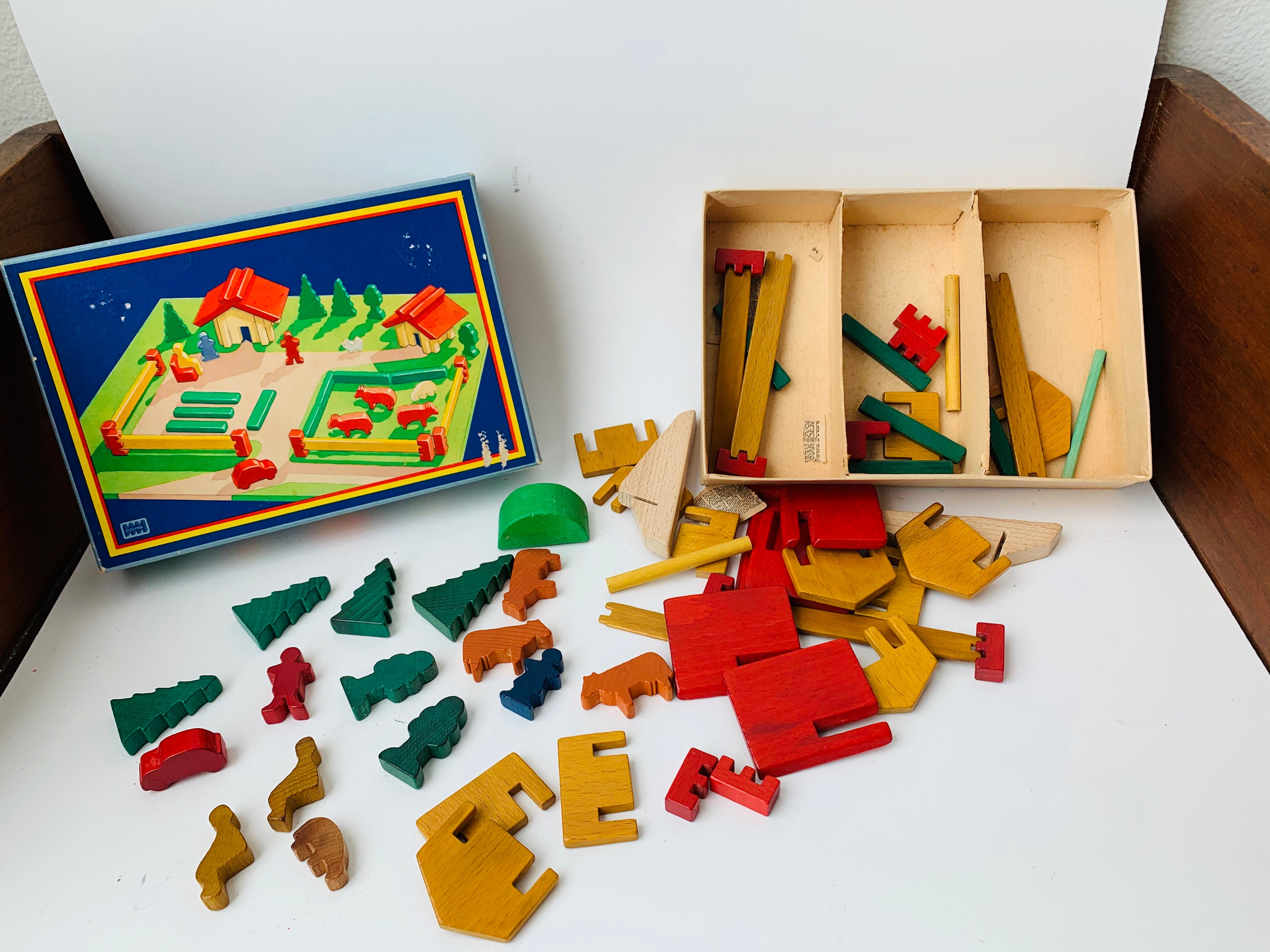 Vintage My Swiss Chalet Wooden Toy Vintage My Swiss Chalet Wooden Toy
