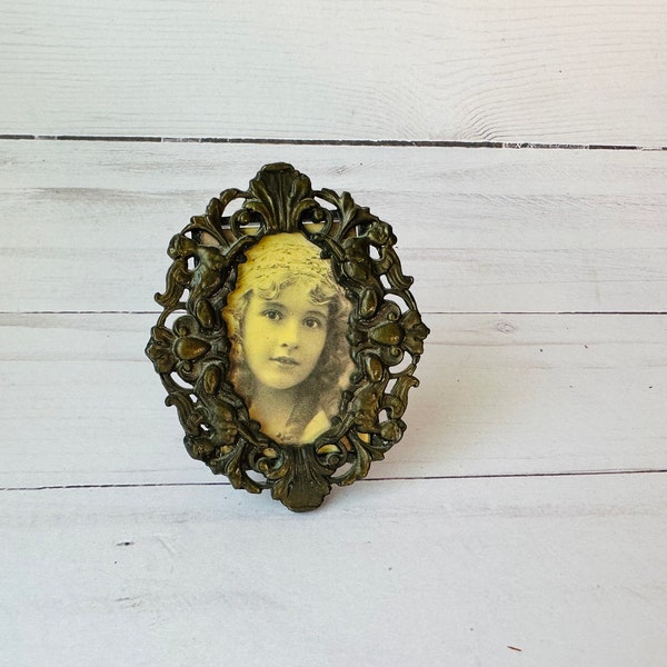 Vintage Mini Oval Photo Frame--Sphinx Mini Photo Frame--Ornate Mini Photo Frame
