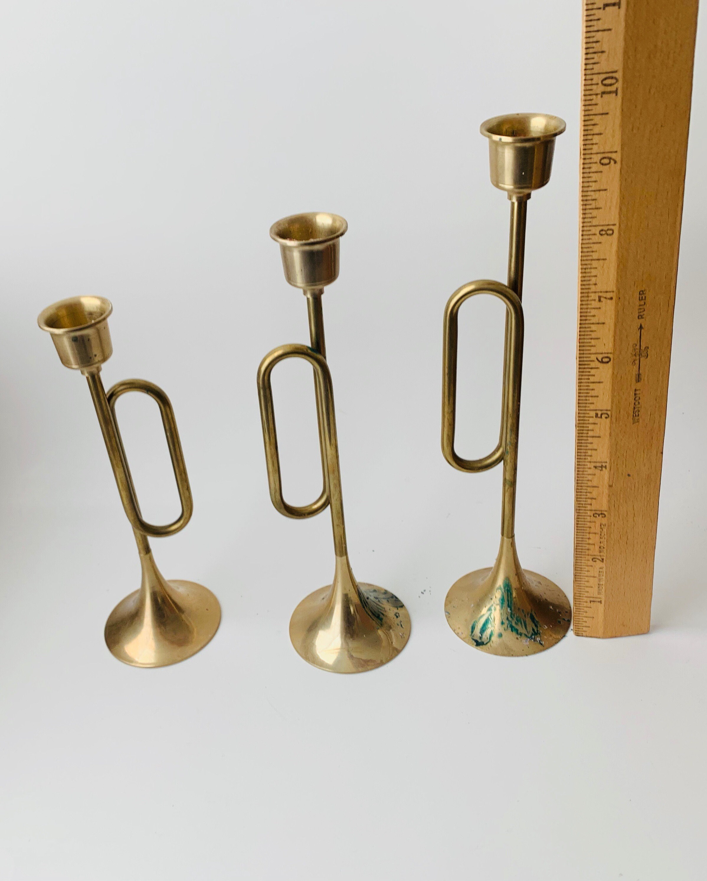 ヴィンテージ 真鍮製トランペットキャンドルホルダー 3 個セット