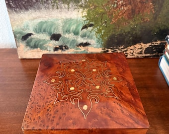 Vintage Thuya Wood Box--Vintage Wooden Box--Wood Box With Mother Of Pearly Inlay--Vintage Decorative Box