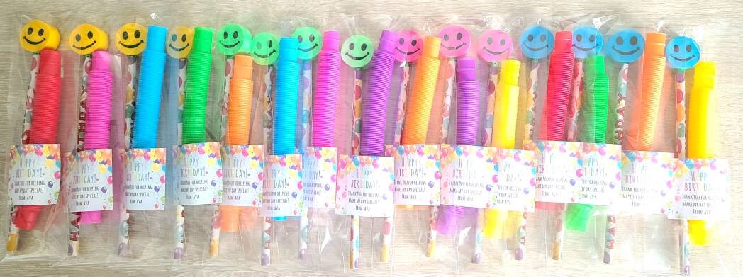 Kids Straws , Kids Birthday , Party Favors , Birthday Party, Kids Gifts ,  Personalized Party Favors, Dinosaurs, Classroom Gifts , 