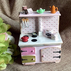 Cucina in miniatura in stile shabbi chic