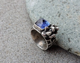 Sterling silver oxidized wide band ring with blue sapphire corundum gemstone, succulents, armenian, rustic, silversmith, etnic, botanical