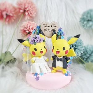 Topper de gâteau de mariage de couple de Pikachu, argile faite main de décoration de mariage