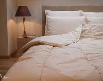 Twin Comforter. All Season thickness, natural wool filled / perfect warmth wool duvet.