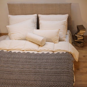 Full Size Comforter. Perfect Warmth Wool Blanket.