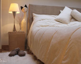 Handcrafted Wool Duvet - Full Size, All Season Thickness for Ultimate Comfort | US Duty Paid