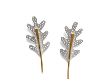 Oak leaf stud earrings satin silver