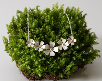 Primrose five flower pendant as seen on BBC1 Countryfile