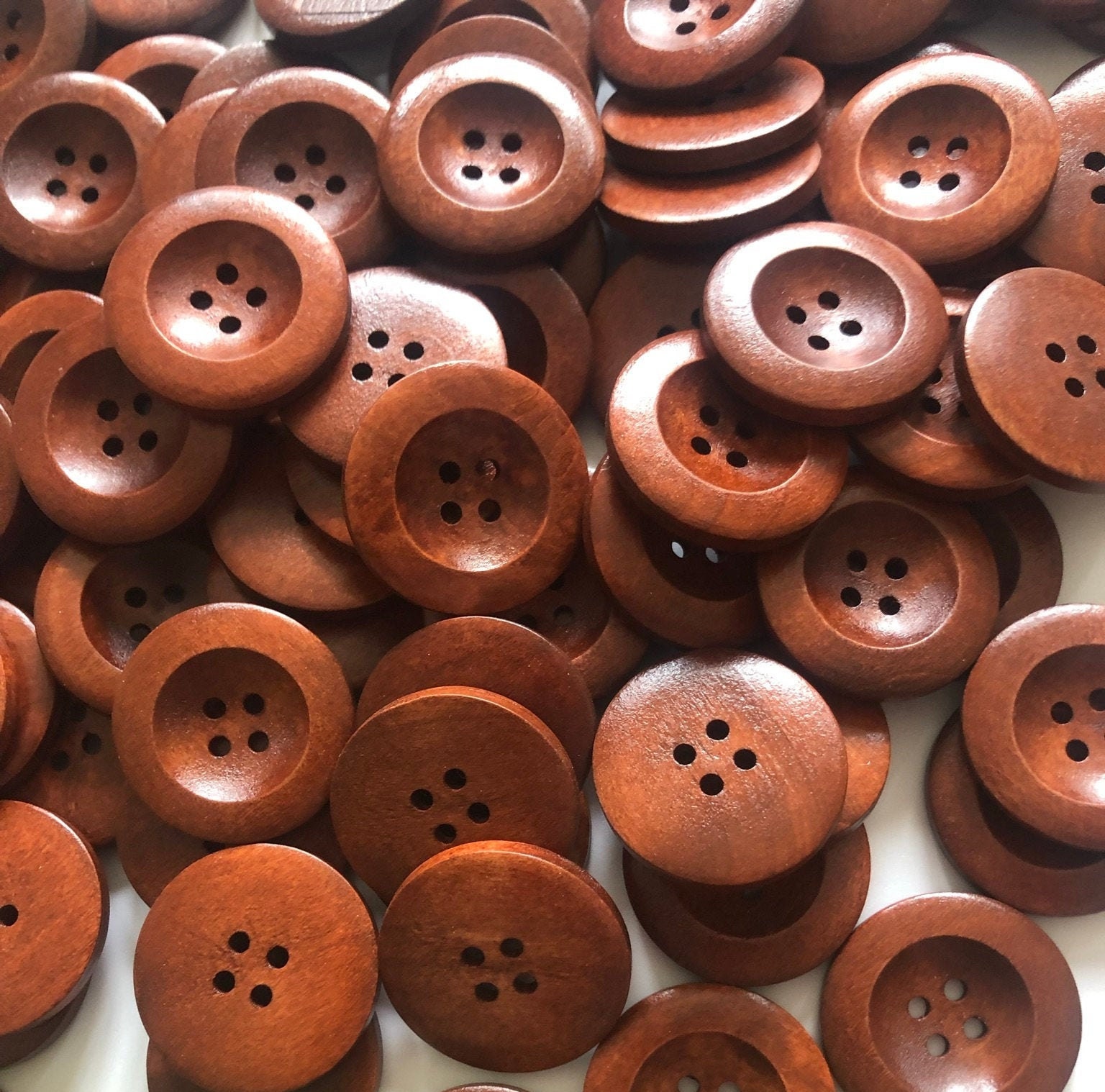 10PCs & 30PCs Natural Color Round Piping Camellia Wood Grain Wooden Buttons  10mm-30mm Sewing Accessories Clothes 4 Holes Button