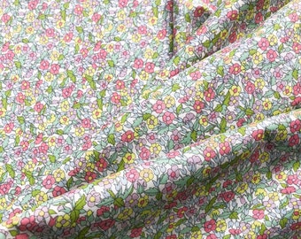 Liberty Fabric, Carnaby Collection Lasenby Cotton by the fat quarter/half metre/metre Picadilly Poppy quilting green yellow