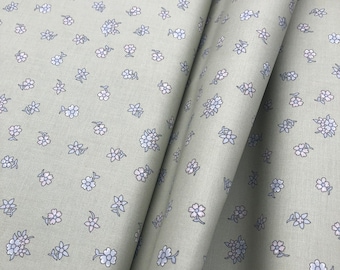 Flower Show Hampton Sprig Pebble - Liberty Fabrics - PER QUARTER METRE Flower Show Hampton Sprig Pebble - Liberty Fabrics - PER QUARTER METRE