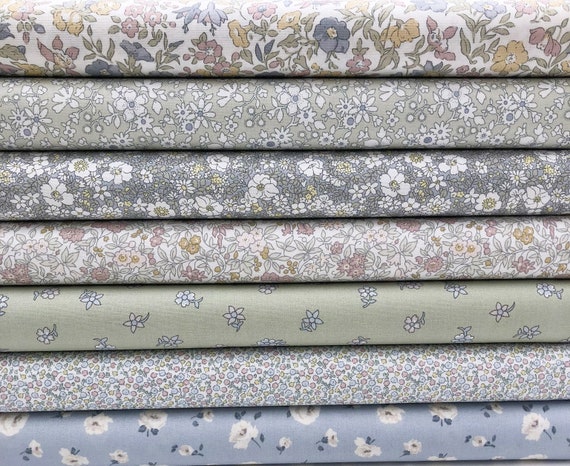 Flower Show Maddsie Sihouette Pebble - Liberty Fabrics - PER QUARTER METRE Flower Show Maddsie Sihouette Pebble - Liberty Fabrics - PER QUARTER METRE