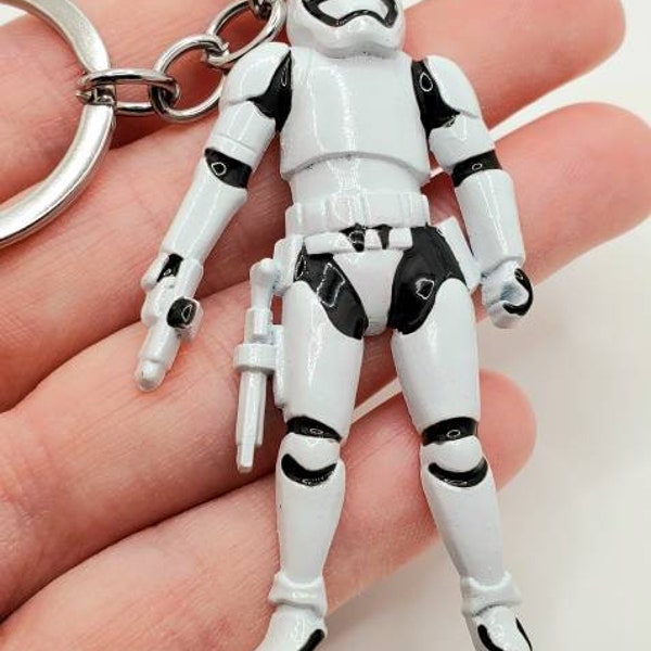 White Storm Trooper Keychain - metal-  4.75 inches total length- Star Wars