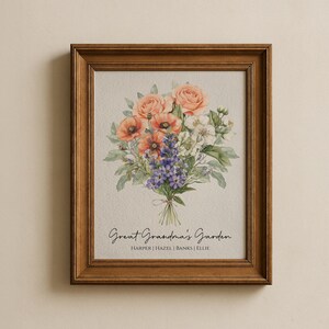 Op de afbeelding: Een ingelijste print met een aquarel bloemenboeket in perzik, oranje, wit en paars. Het boeket is vastgebonden met touw. De tekst "Great Grandma's Garden" staat eronder, met namen.