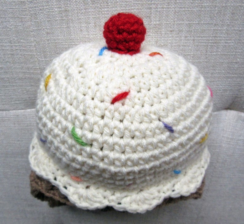 Cupcake Hat, baby hats, unique baby gift, newborn hat, new baby gift, cute baby hats, baby hats for girls, baby hats boy, crochet baby hat image 8