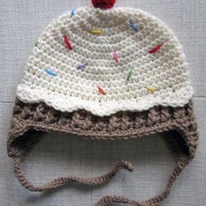 Cupcake Hat, baby hats, unique baby gift, newborn hat, new baby gift, cute baby hats, baby hats for girls, baby hats boy, crochet baby hat image 6